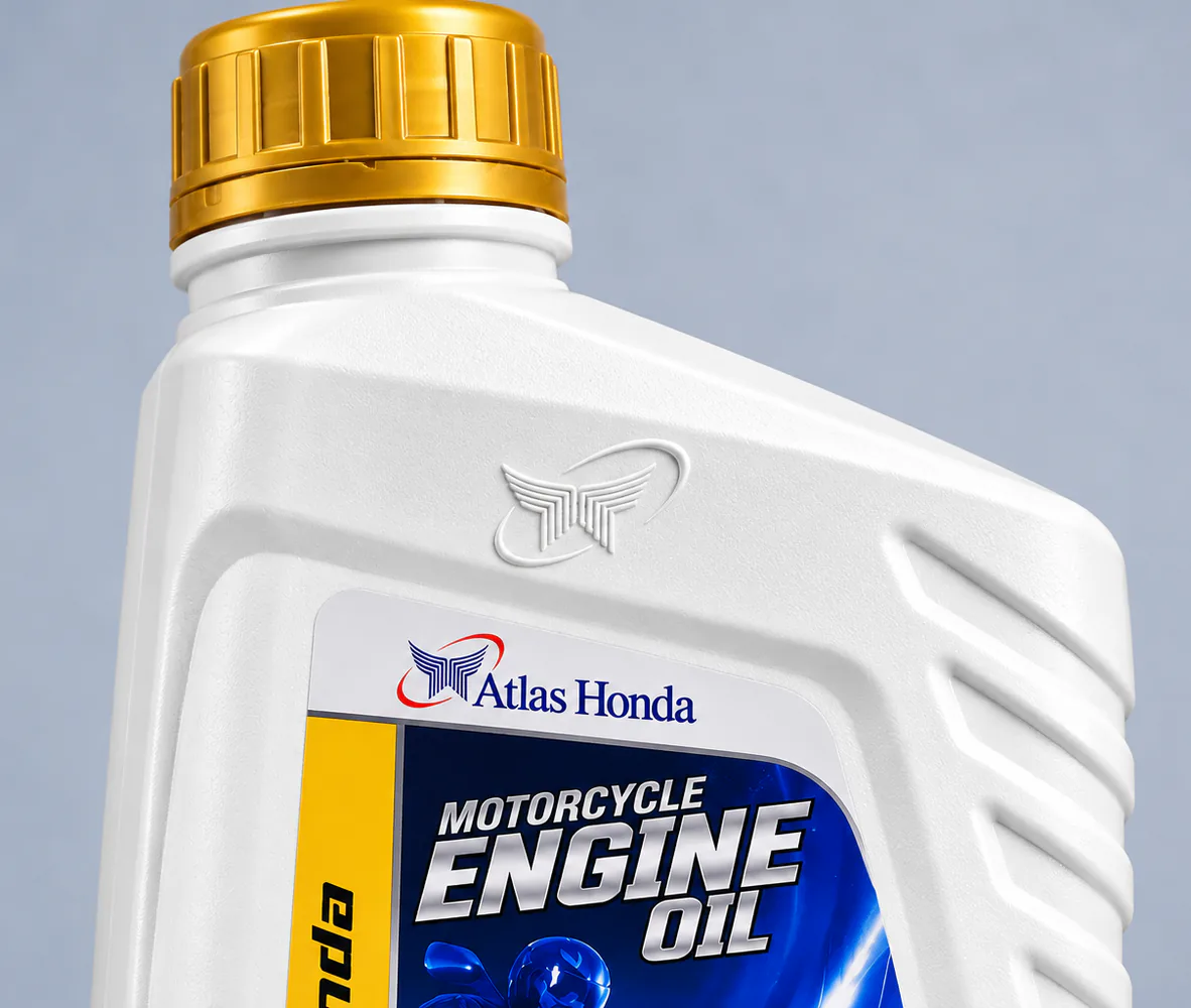 Atlas Honda Genuine 10W30 1L, close-up