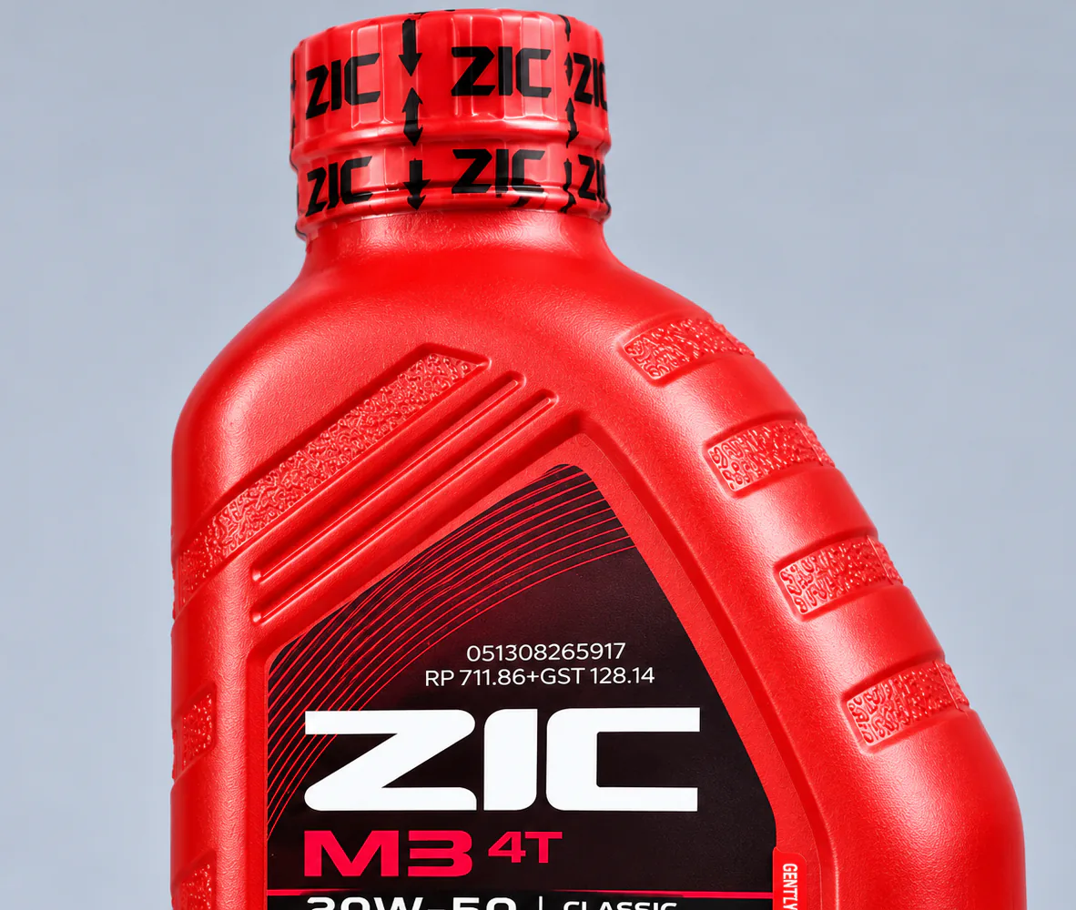 ZIC M3 4T 20W50 700ml, close-up